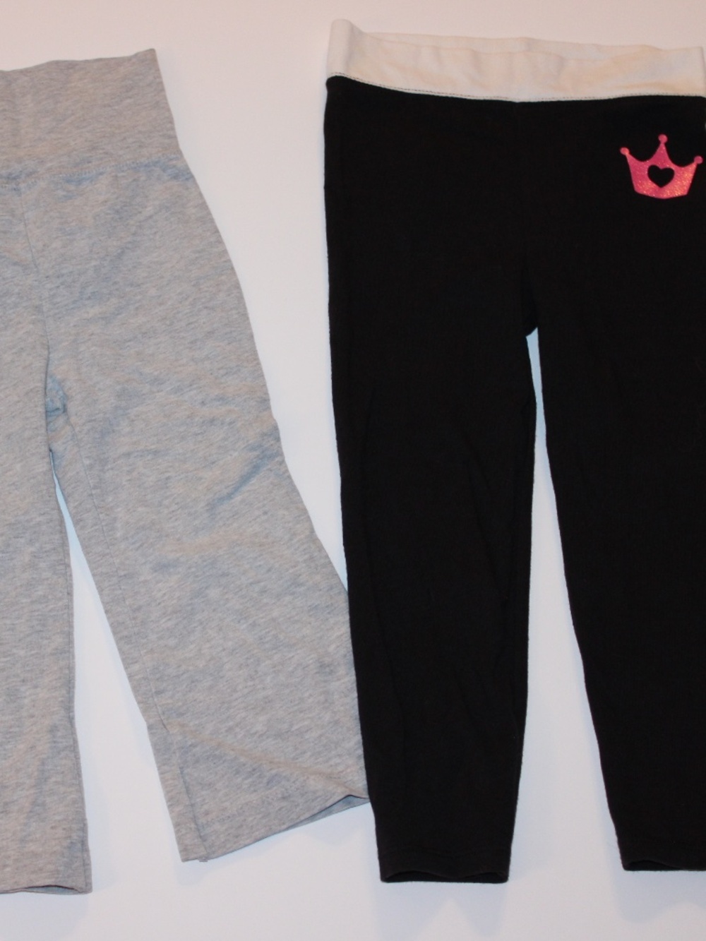 Lot of 2 Girls Pants Mixed Sizes 24M & 4T Gray Yoga Garanimals Leggings